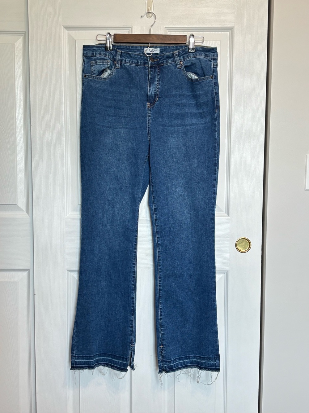 Bleu  High-Rise Dark Wash Blue Denim Bootcut Jeans Women’s Size 16